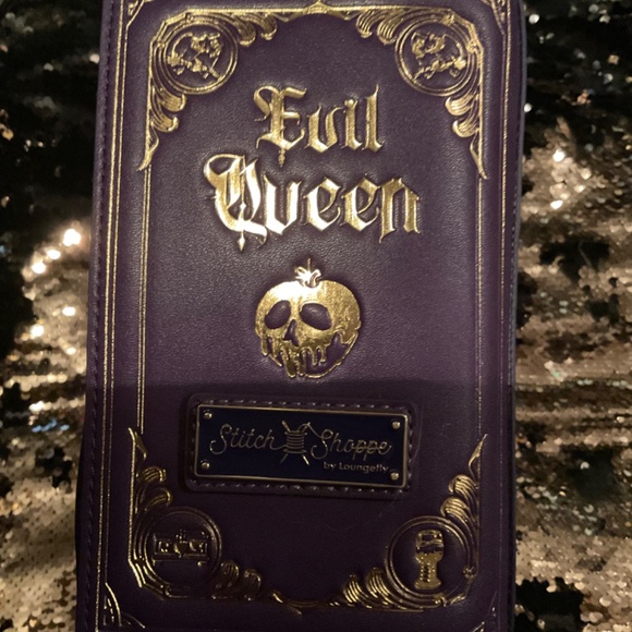 Disney villains stitch shop loungefly - Picture 3 of 5